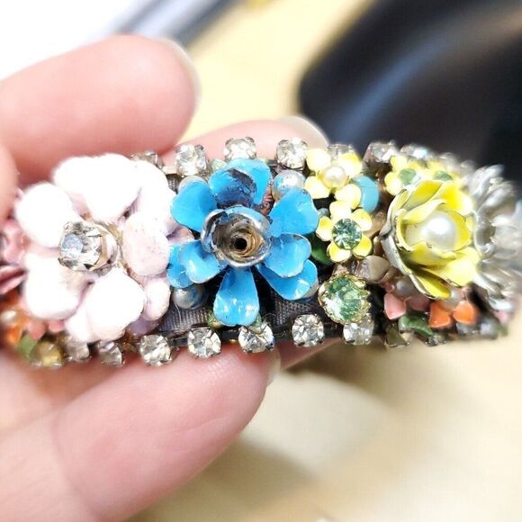 3D Floral Bangle Cuff Bracelet Rhinestones Cottagecore Flower Blue Pink Yellow - Picture 11 of 13